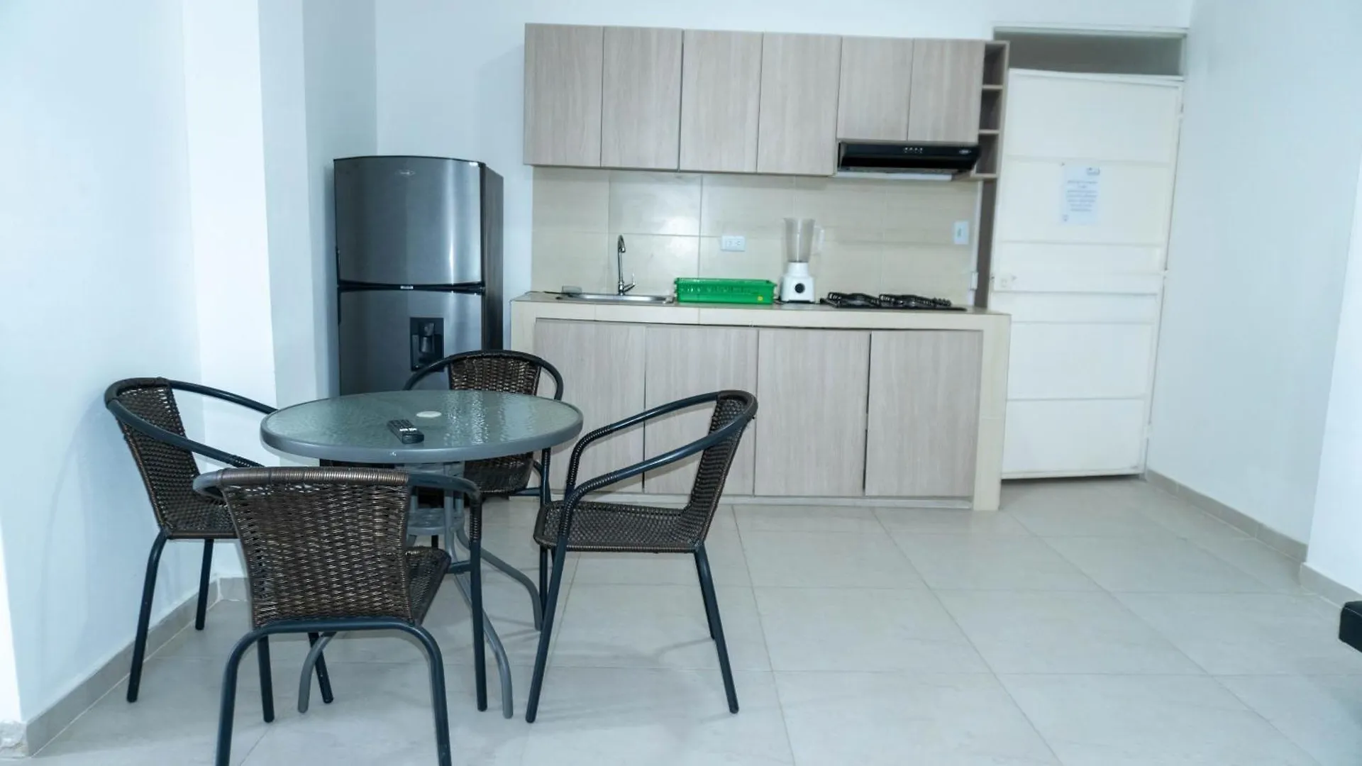 Apartahotel Sol Dorado Santa Marta  Aparthotel Santa Marta (Magdalena)
